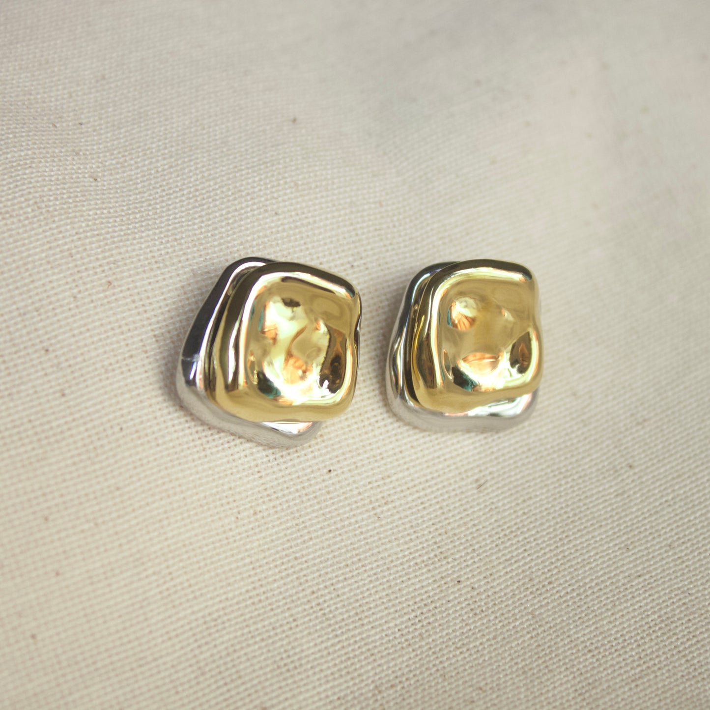 Stud cuadrado irregular mix