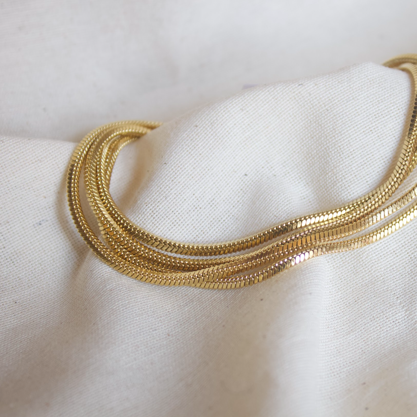 Collar largo doble dorado