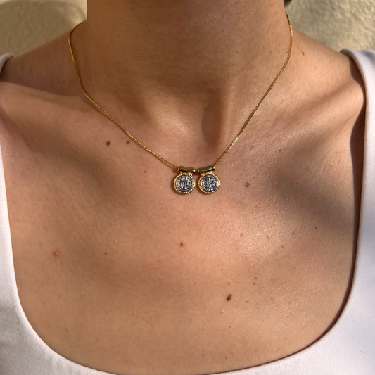 Collar escapulario dorado