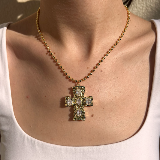 Collar dorado dije cruz chunky