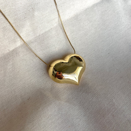 Collar corazón maxi dorado