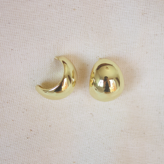 Stud dorado bola
