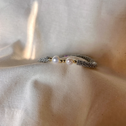 Pulsera dos perlas plateada