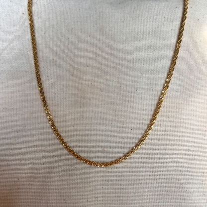 Collar básico dorado