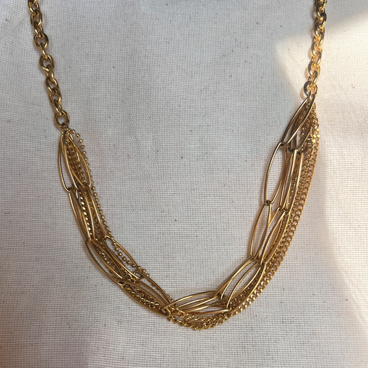 Collar chunky dorado