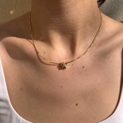 Collar dije estrella dorado